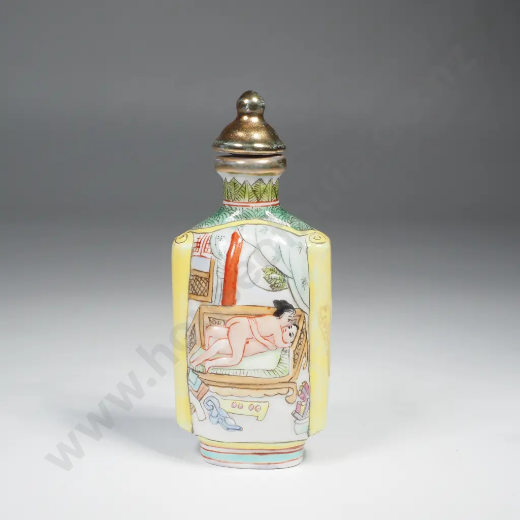 Vintage Hand Painted Chinese Porcelain Snuff Box w Erotic Scene To Both Sides Image 1++
