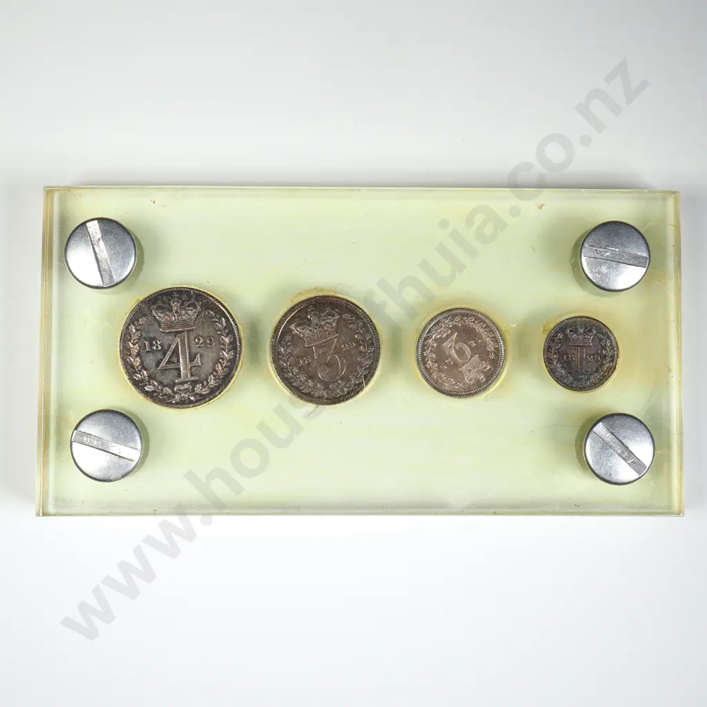 GB 1829 Maundy Set - in Perspex Holder Image 1++