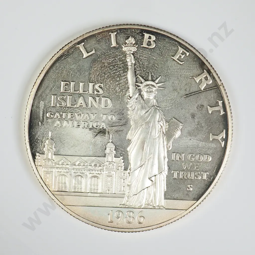 U.S.A. 1986 Commemorative Silver Dollar Image 1++