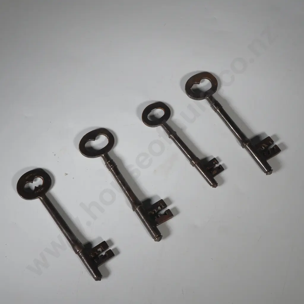 Four Antique Iron Keys Image 1++