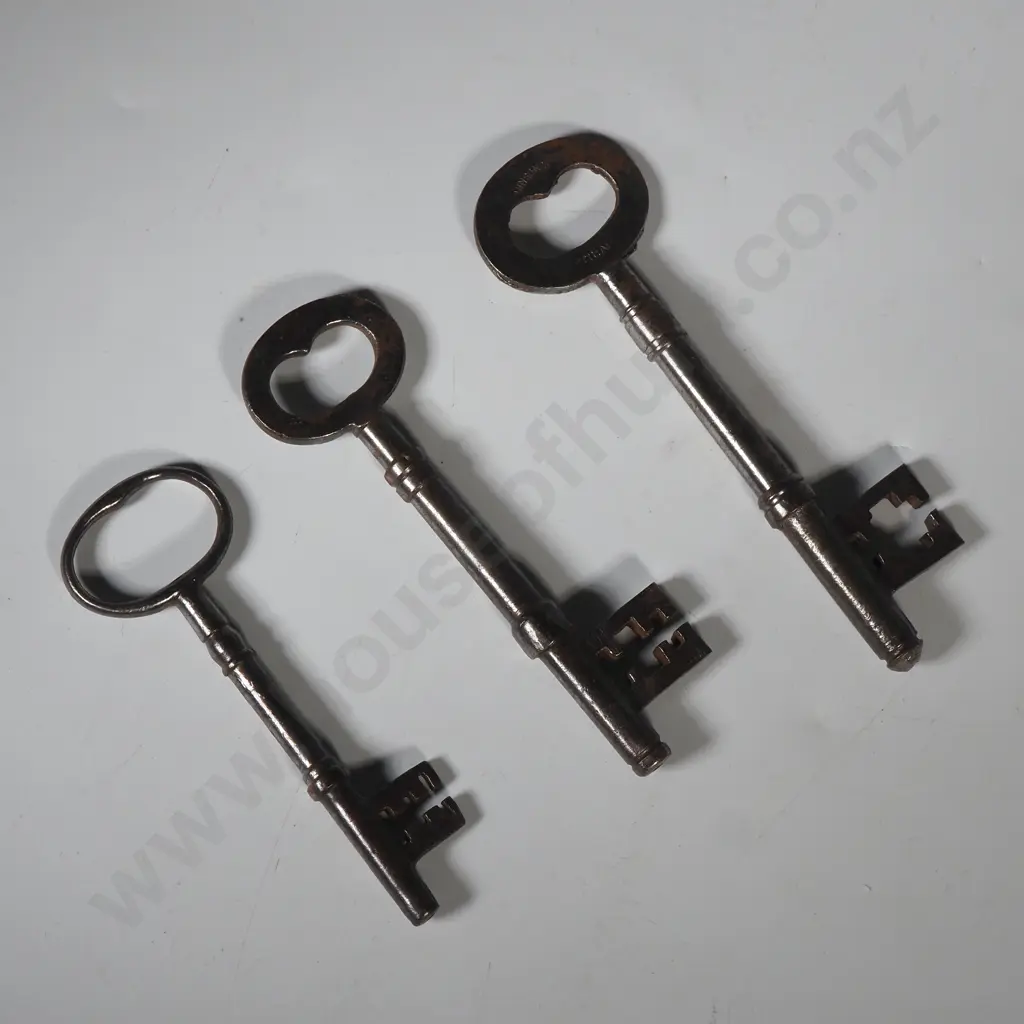 Three Large Vintage Iron Keys Image 1++