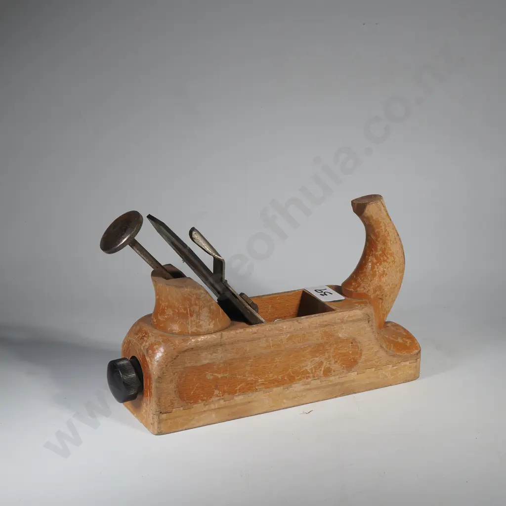 Vintage E.C.E. Wooden Smoothing Plane Image 1++