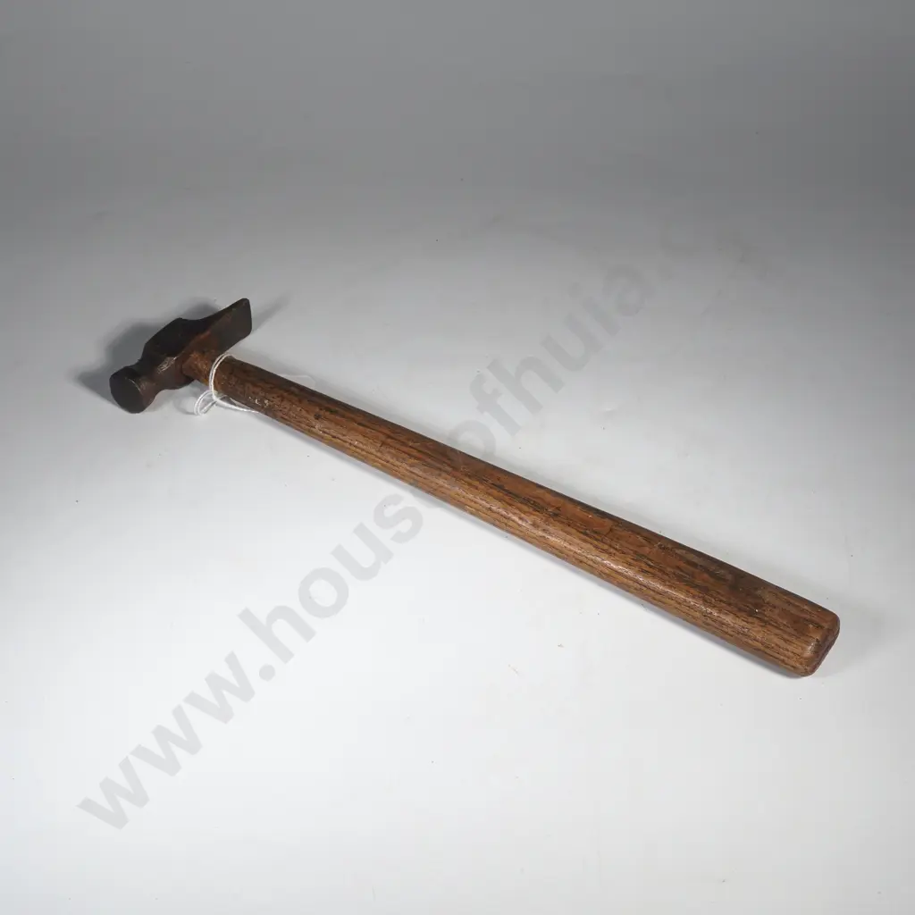 Vintage Cobblers Hammer w a Flat Broad Blade for Shaping Leather Image 1++