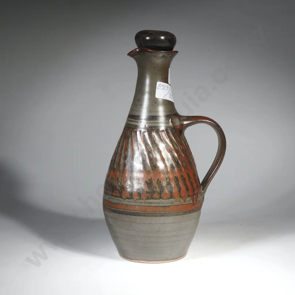 NZ Potter Carl Vendelbosch Stoneware Pouring Vessel Image 1++