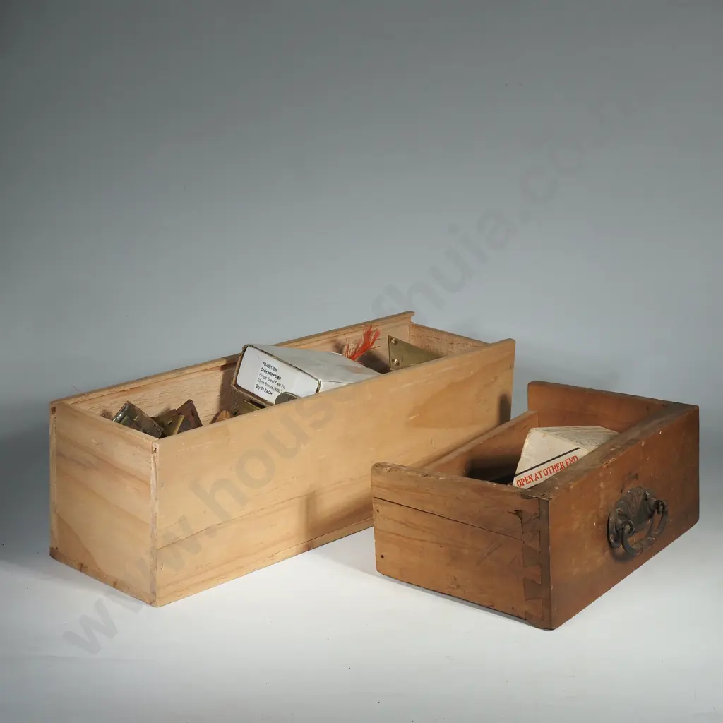Large Quantity of Brass Furniture & Door  Locks &  Hinges Image 1++