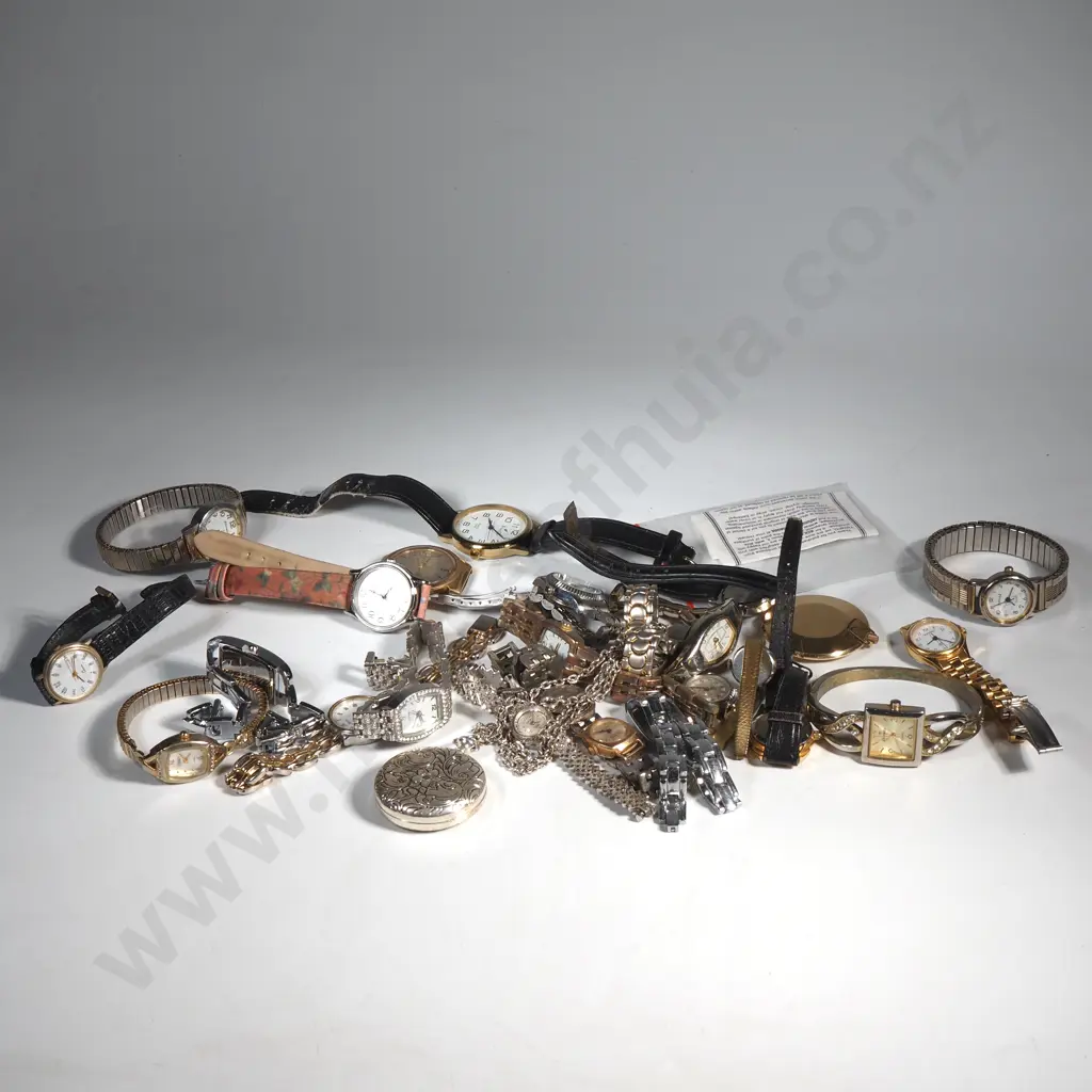 Assorted Vintage & Modern Watches Image 1++