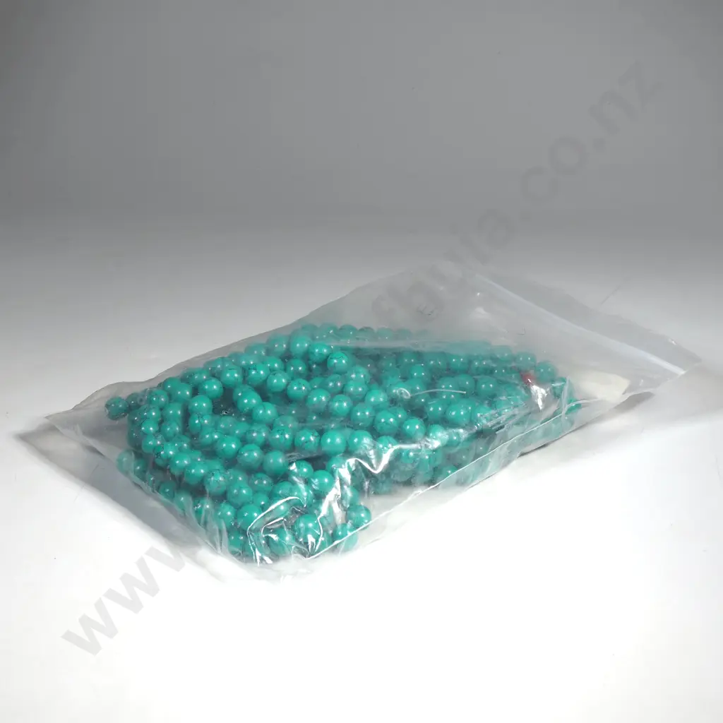 Large Quantity of 10mm Synthetic Beads - Ex Jewellers Stock Image 1++