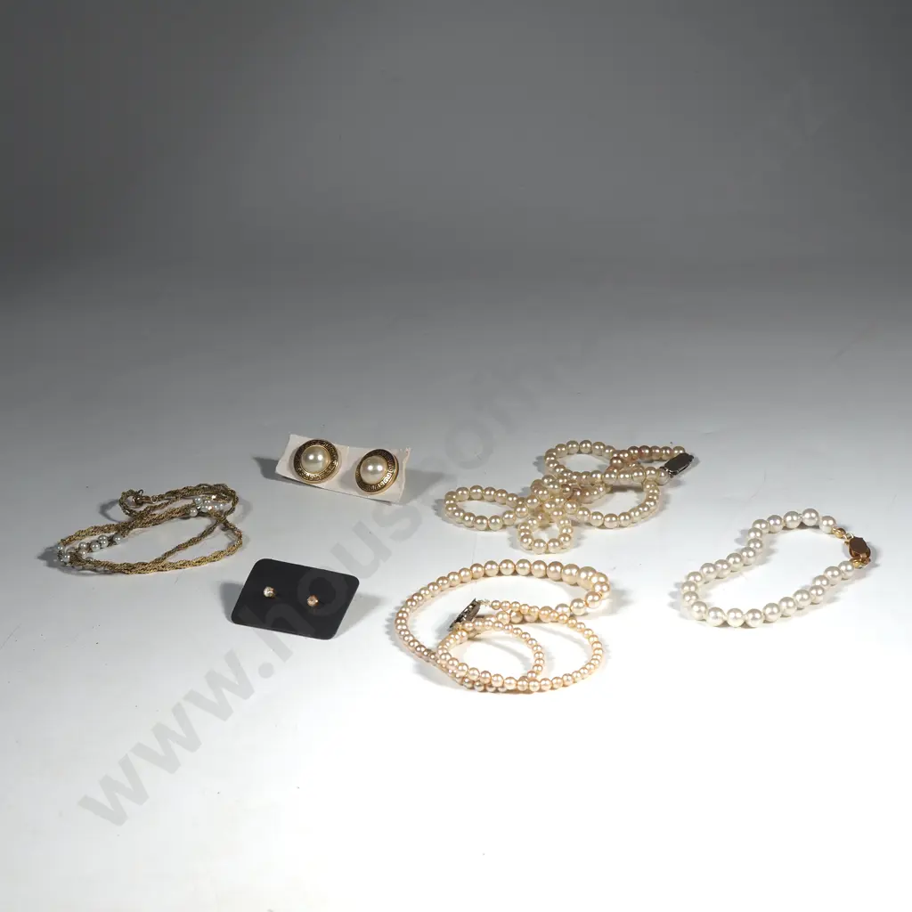 Collection of Faux Pearl Jewellery including Pearl Necklaces, Bracelet & Earrings Image 1++