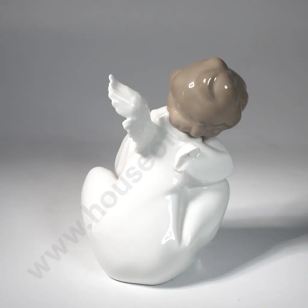 Lladro Figurine - A/F  Image 1++