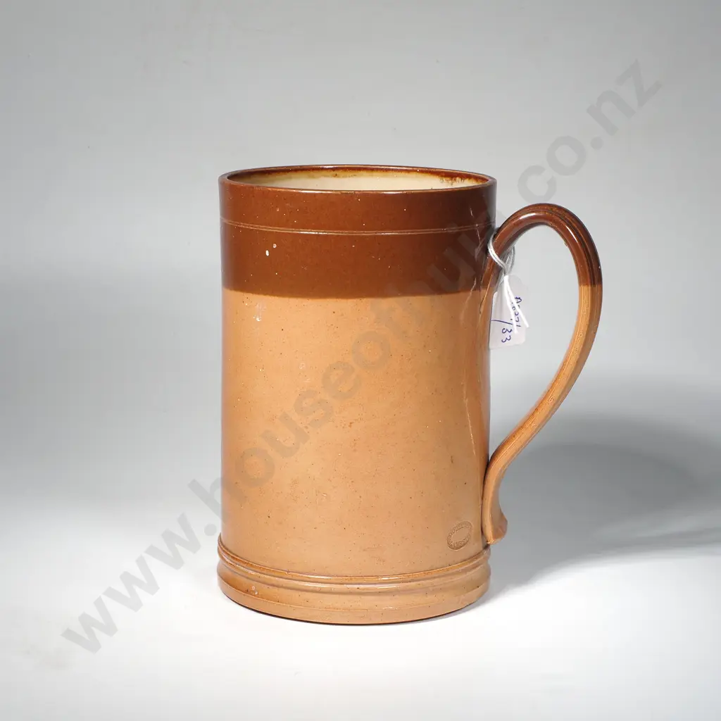 Doulton Lambeth Two Tone Mug Image 1++