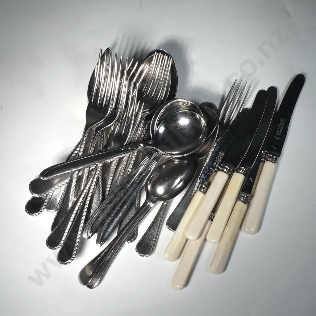 Quantity of Stainless Steel Cutlery & Six Bone Handles Knives Image 1++