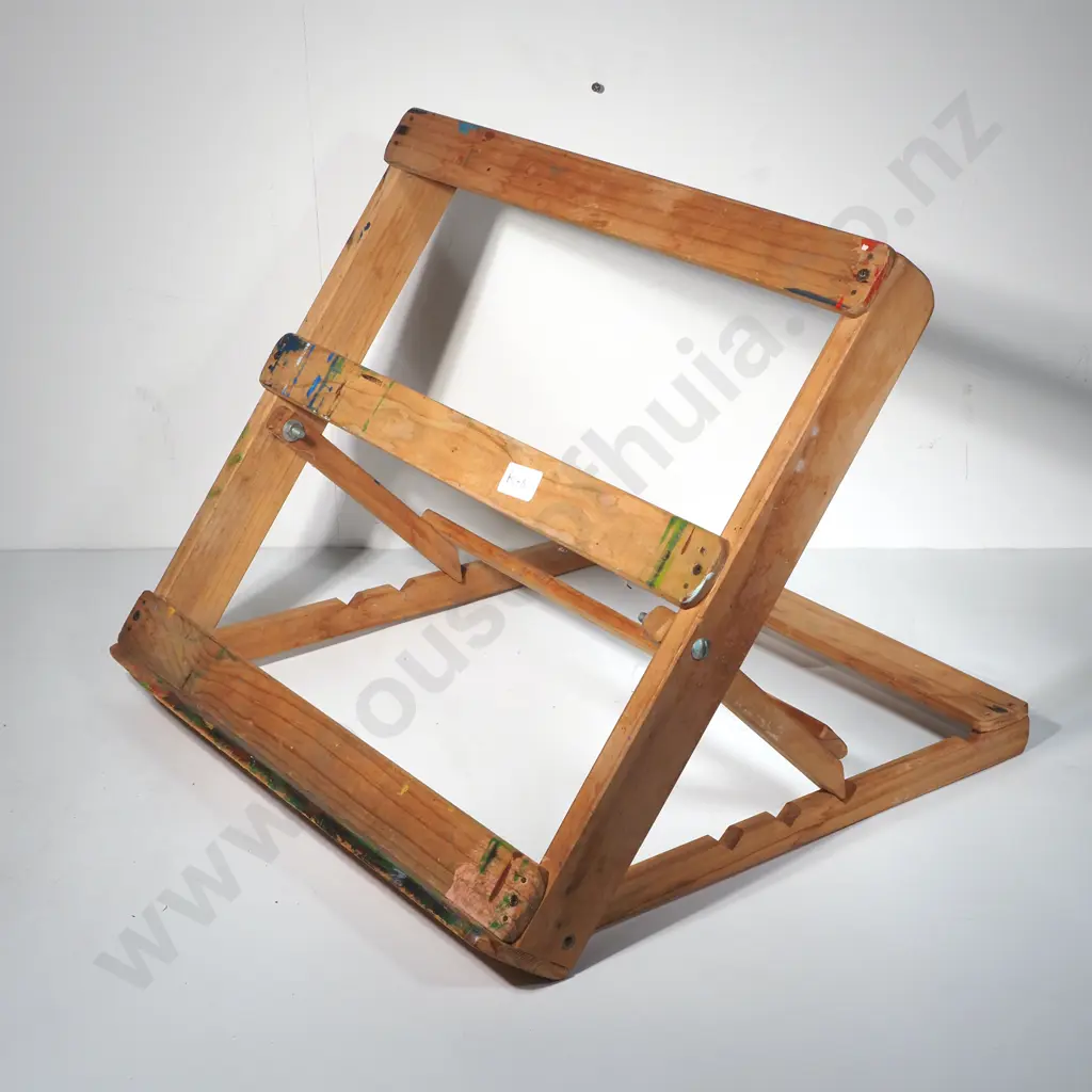 Wooden Table  Painting Easel Image 1++