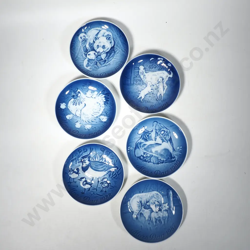Six Bing & Grondahl Mother's Day Plates,  1987 -1992 Image 1++