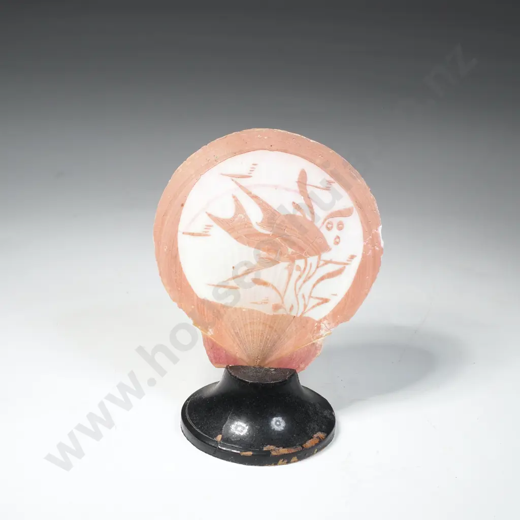 Carved Aquatic Scene Scallop shell w Stand Image 1++