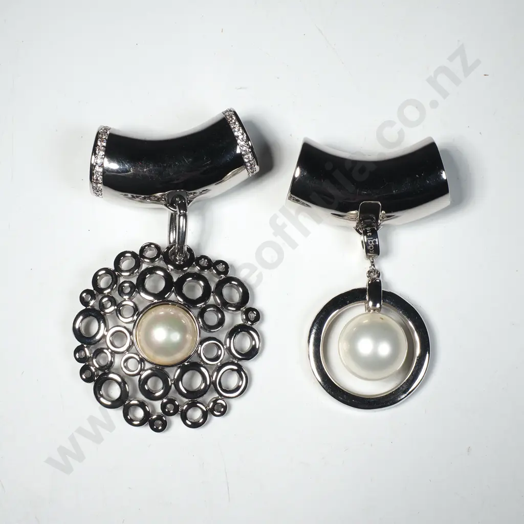 Two Kagi Jewellery Pearl Pendants w Rhinestone Details Image 1++
