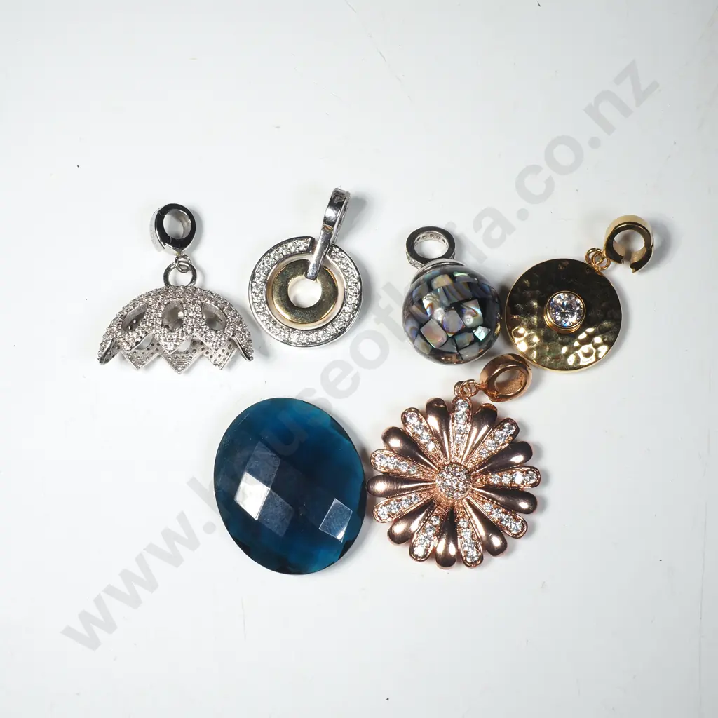Four Kagi Pendants including a Rose Gold Daisy Pendant &  Large Blue Faceted Pendant Image 1++