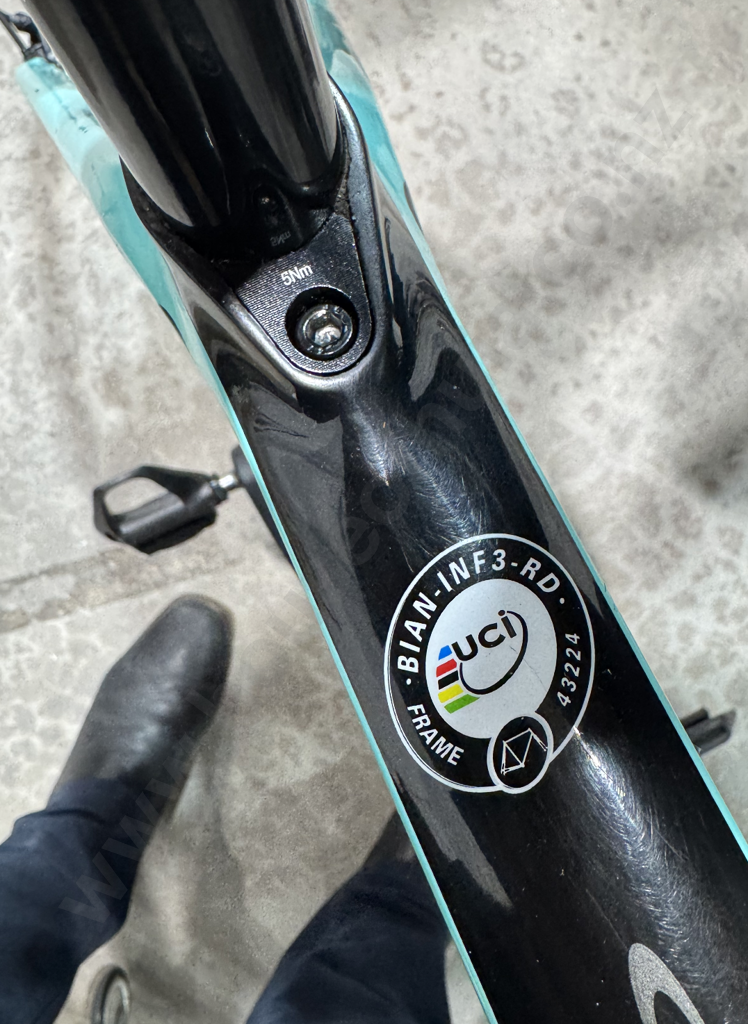 MORE PHOTOS UPLOADED RE SIZE: Bianchi Infinito CV Road Bike in Celeste Blue, as New w Extras Image 1++