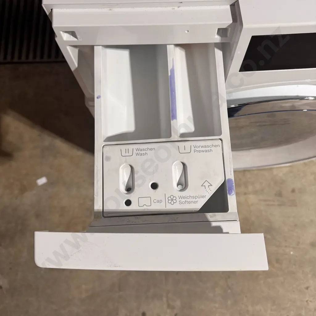 Miele W1 Series WWR860 9kg Front Loading Smart Washing Machine in  Lotus White RRP $4,999.00 - Sold w Warranty Image 1++