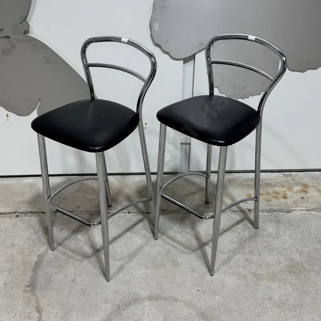 Pair of Mid Century Modern Bar Stools w Polished Chrome Frame & Black Upholstered Seat Image 1++