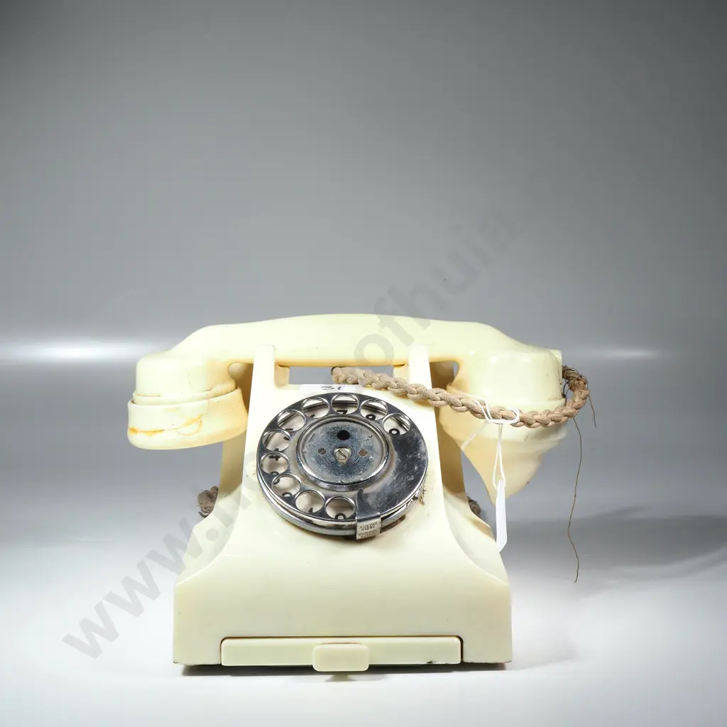 Vintage Rotary Dial Bakelite Cream Telephone w Original Wiring & Tray for Numbers Image 1++