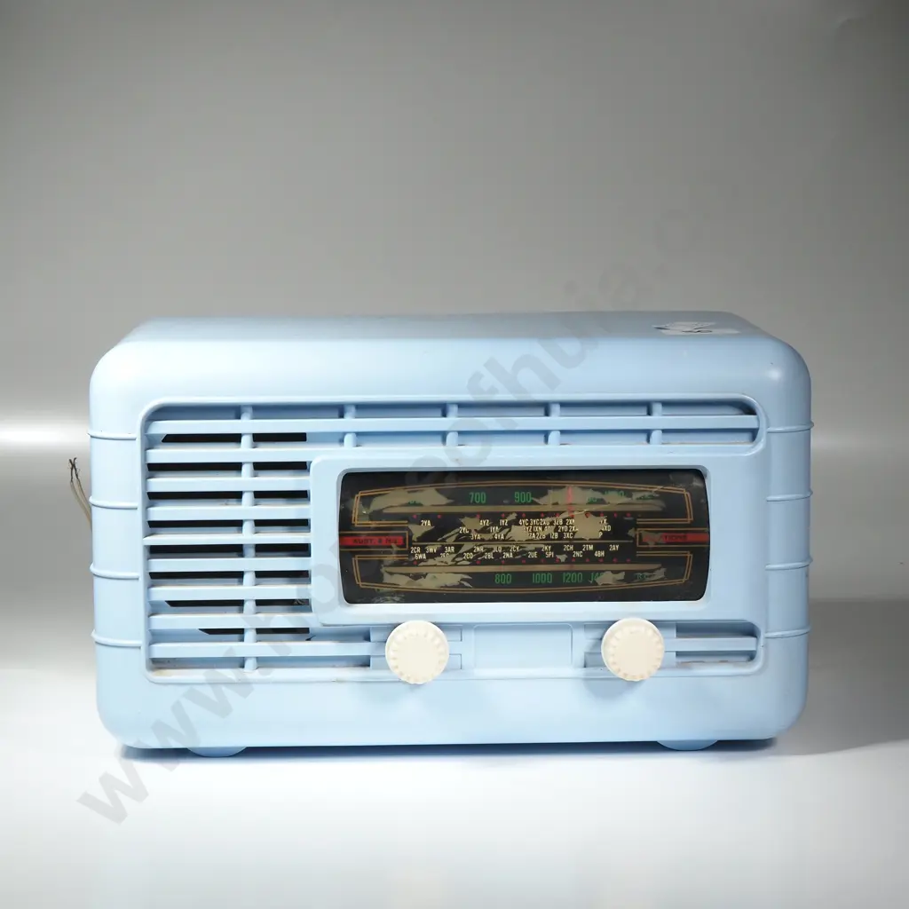 1950s Ultimate Model RCP 'CYGNET' Valve Radio in Baby Blue Image 1++