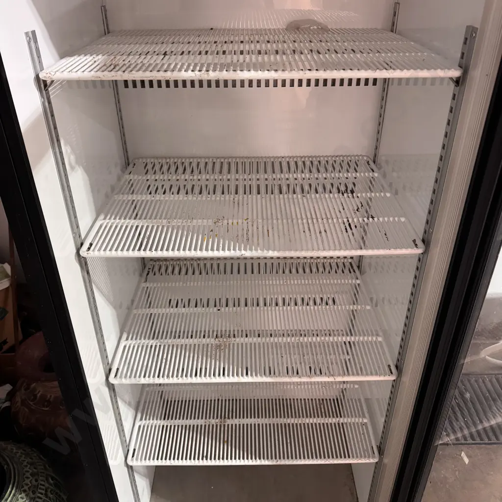 Scope Single Glass Door Commercial Display Refrigerator w Coca Cola Branding Image 1++
