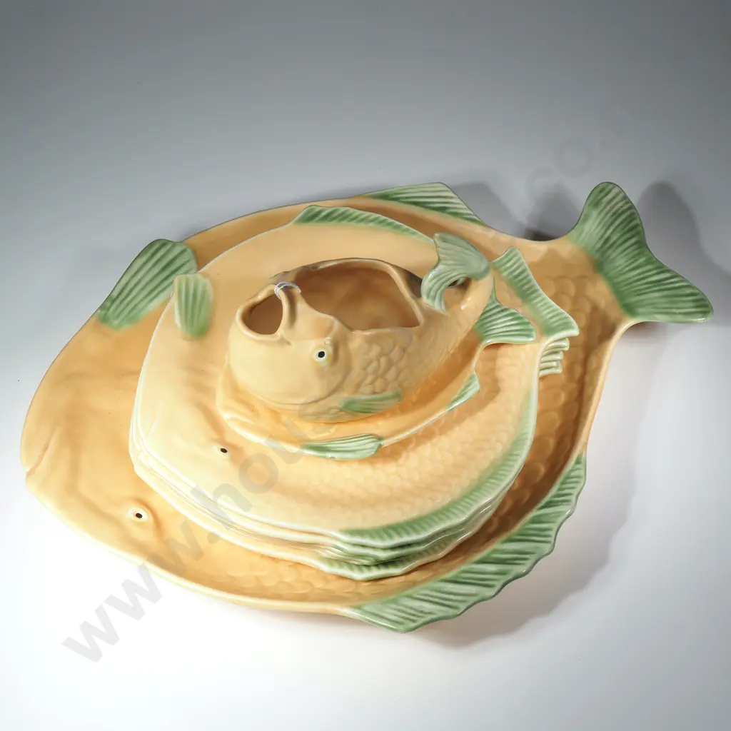 1930s Shorter & Son Staffordshire Pottery Fish Set w Large Fish Ashet, Sauce Boat & Under Plate & Six Dinner Plates Image 1++