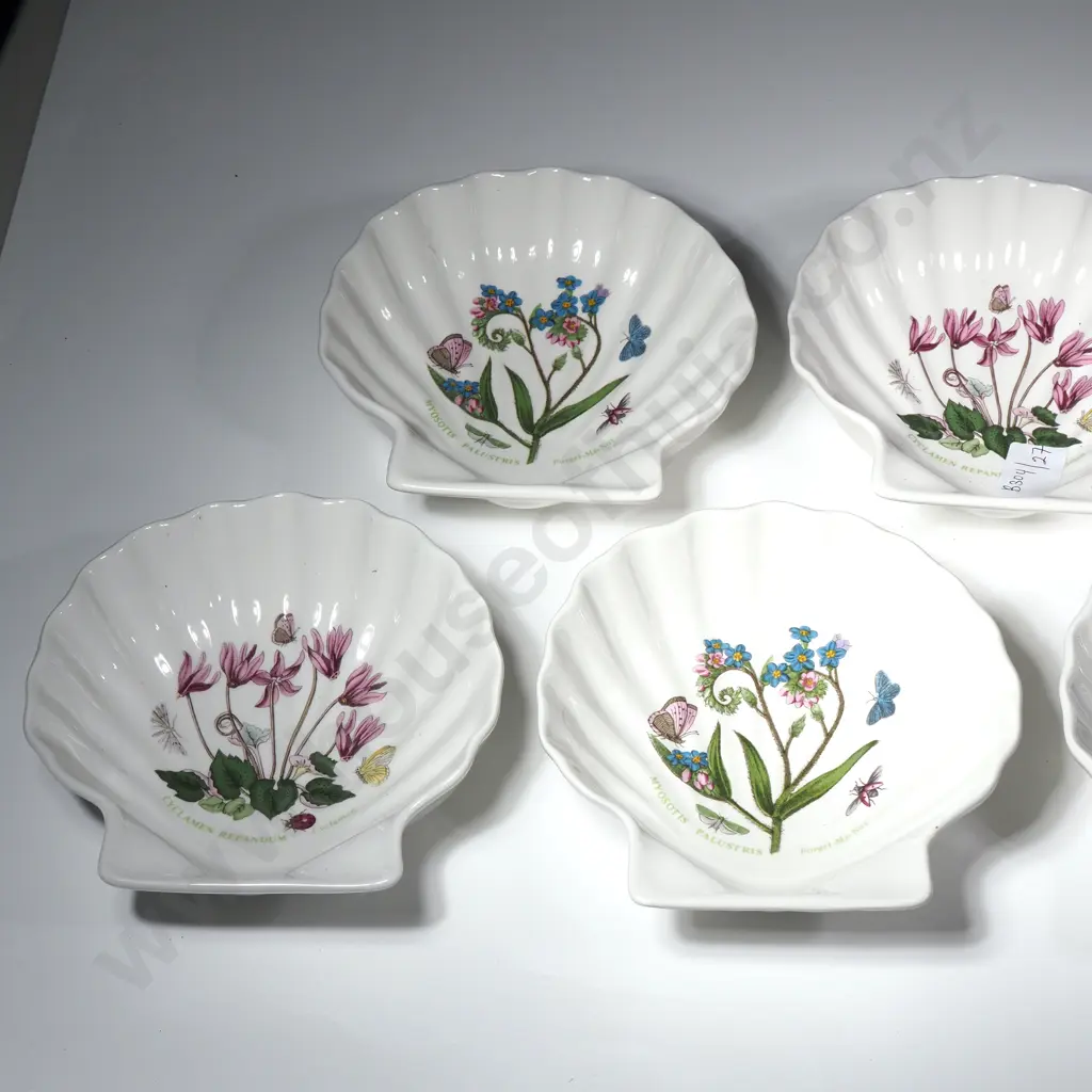 Seven Portmeirion Botanical Garden Scallop Shaped Small  Dishes in Various Designs Image 1++