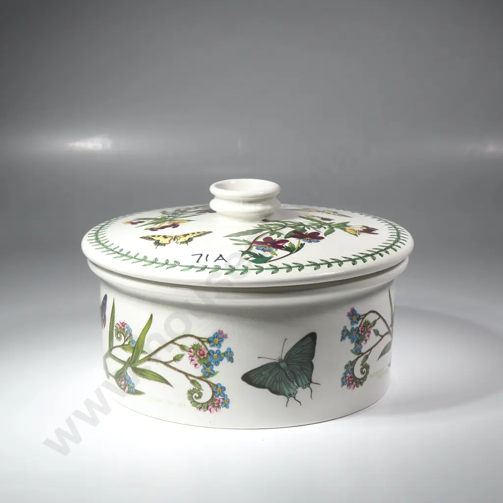 Portmeirion Botanic Garden 3 Pint Covered Casserole w Violets & Yellow Butterflies on Lid Image 1++