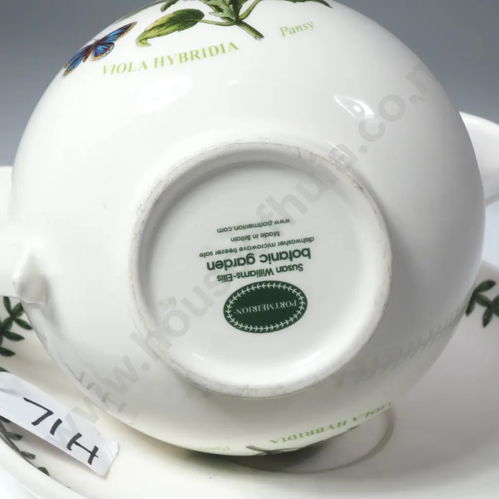 Portmeirion Botanic Garden Gravy Boat & Stand in the Pansy Pattern Image 1++