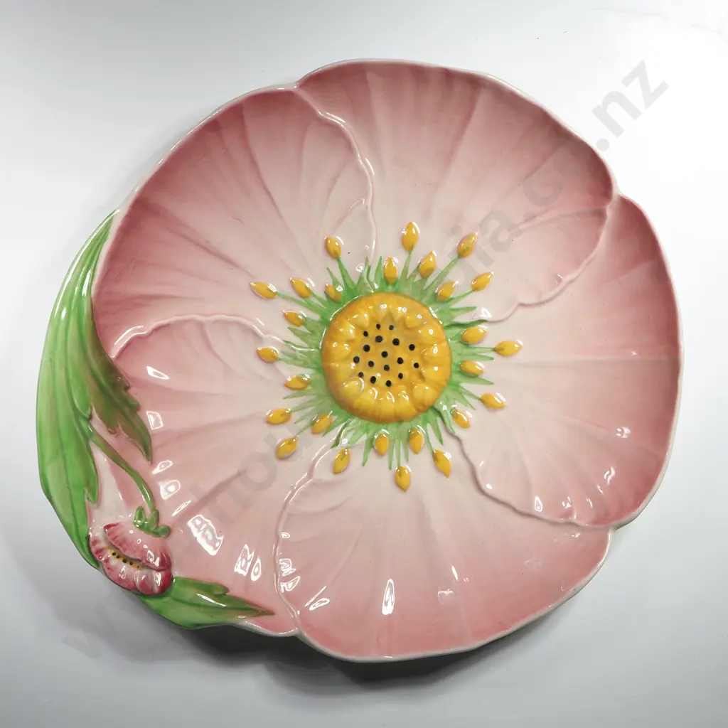 Large Carlton Ware Pink Buttercup Plate Image 1++