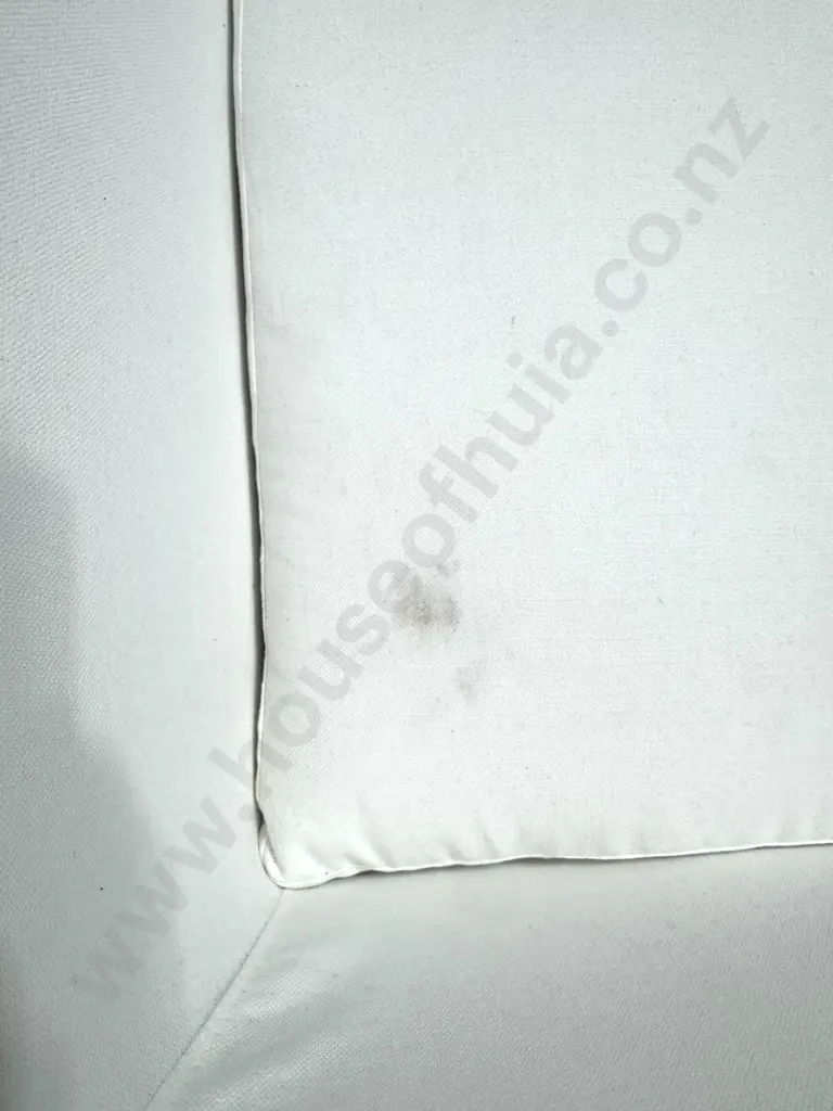 B&B Italia “Charles” Sofa, White Upholstery with Aluminium Inverted-L Feet - Purchased from Matisse RRP $19,500 Image 1++