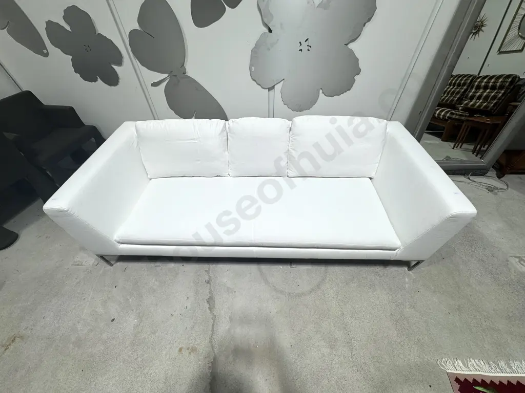 B&B Italia “Charles” Sofa, White Upholstery with Aluminium Inverted-L Feet - Purchased from Matisse RRP $19,500 Image 1++