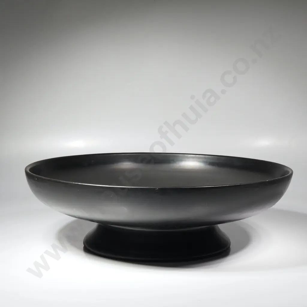 Royal Staffordshire Large Black  Wilkinson's Royal Staffordshire   Art Deco Shallow Bowl Image 1++