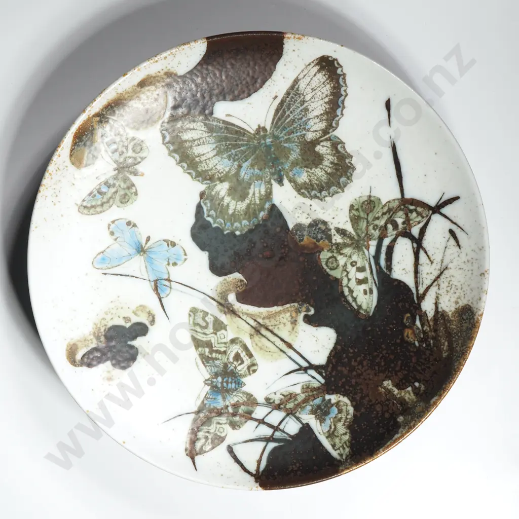 Royal Copenhagen Stoneware dish with butterflies by Nils Thorsson No 1058/5328 Image 1++