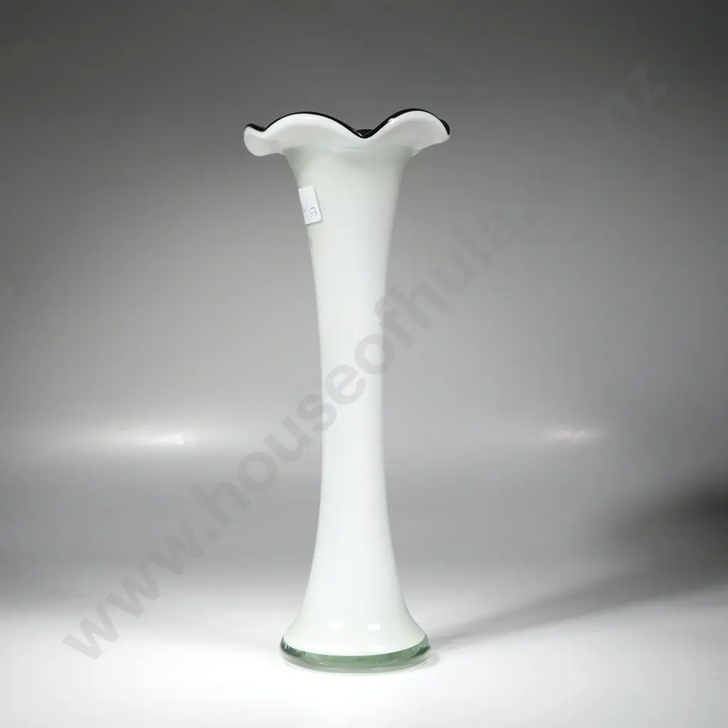 Mid Century Modern Art Glass Tulip Vase w White Body & a Black Ruffled Trumpet Shaped Rim Image 1++