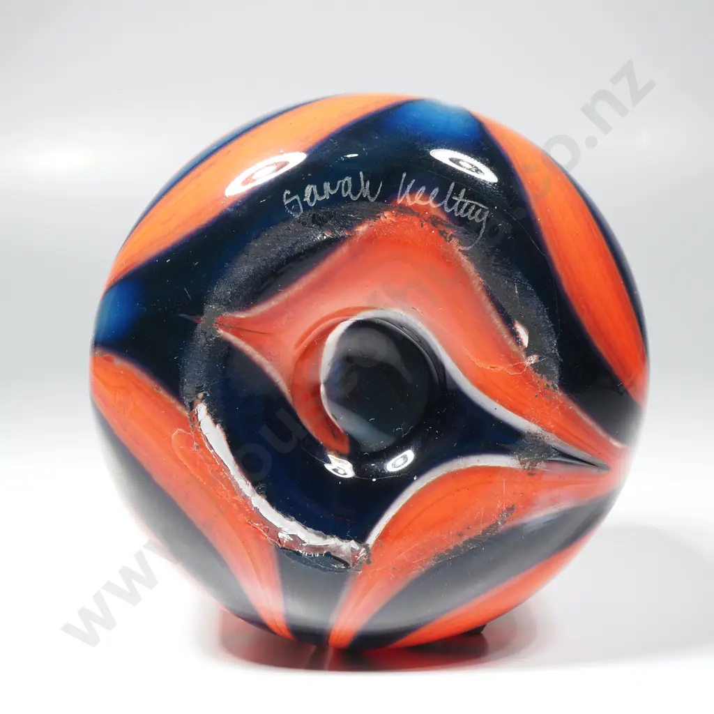 Art Glass vase in Orange w Iridescent Pulled Feathering - Signed Image 1++