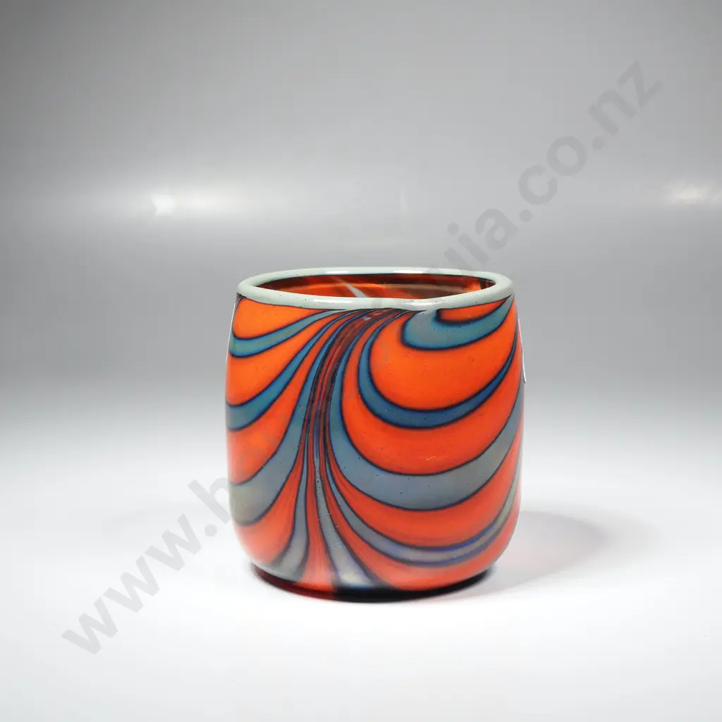 Art Glass vase in Orange w Iridescent Pulled Feathering - Signed Image 1++