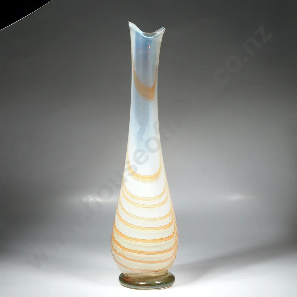 Vintage White & Orange Art Glass Vase w Pulled Feather Decoration Image 1++
