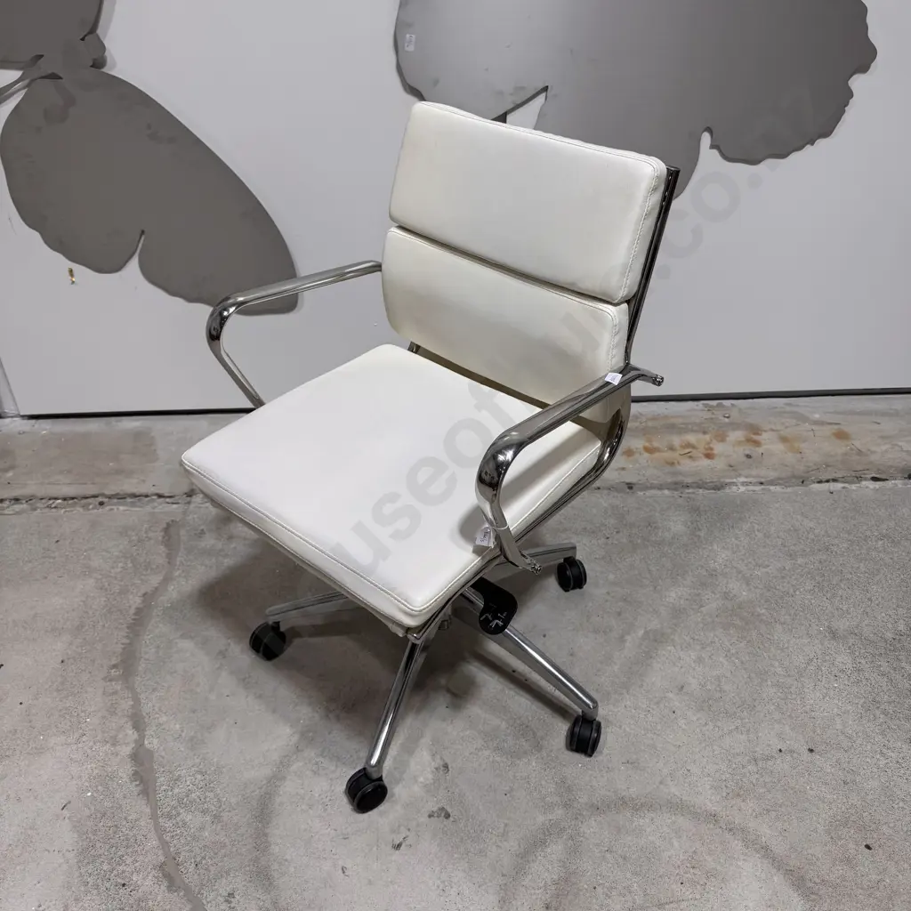 Eames Replica Mid Back Soft Pad Office In White Image 1++