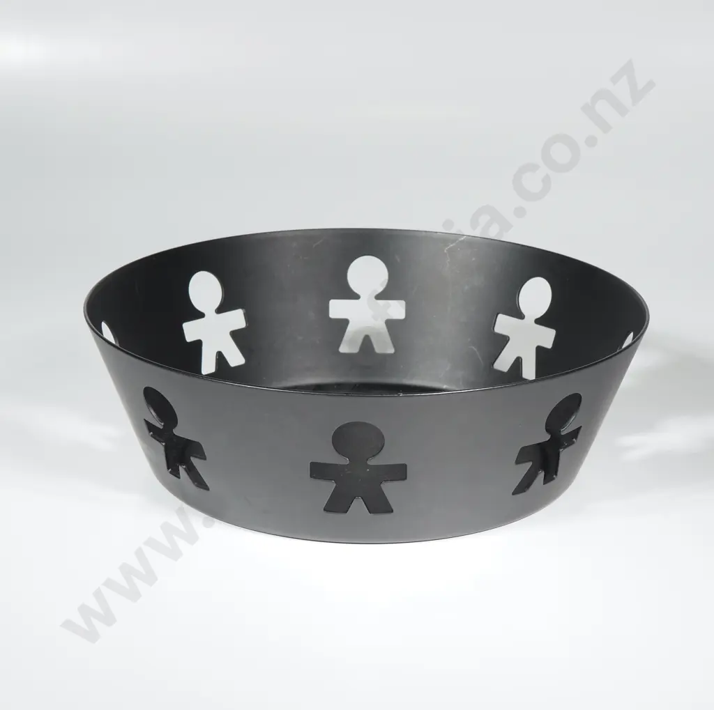 Alessi Girotondo Matte Black Bowl  Designed by Stefano Giovannoni & Guido Venturini w Iconic Cutout Little Man  Motif Image 1++