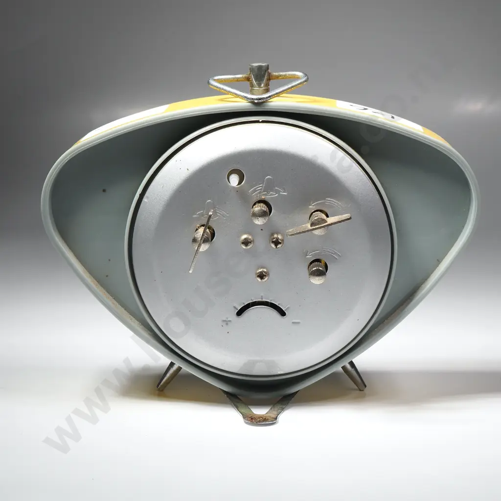 Vintage Style "Summer- Time' Table Clock Image 1++