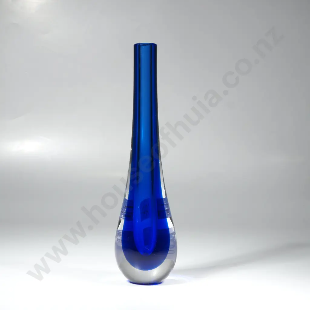 Caithness Stroma Teardrop Bud Vasein Loch Blue Sommerso w a Deep Centre Encased in Clear Glass Image 1++