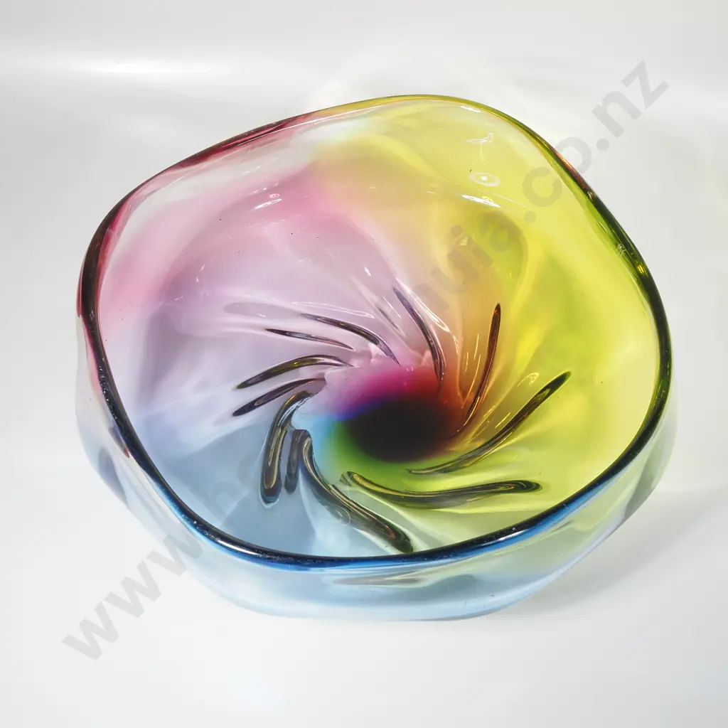 1960s Japanese Iwatsu Hineri Art Glass Large Rainbow Bowl ( Scuffs to Rim) Image 1++