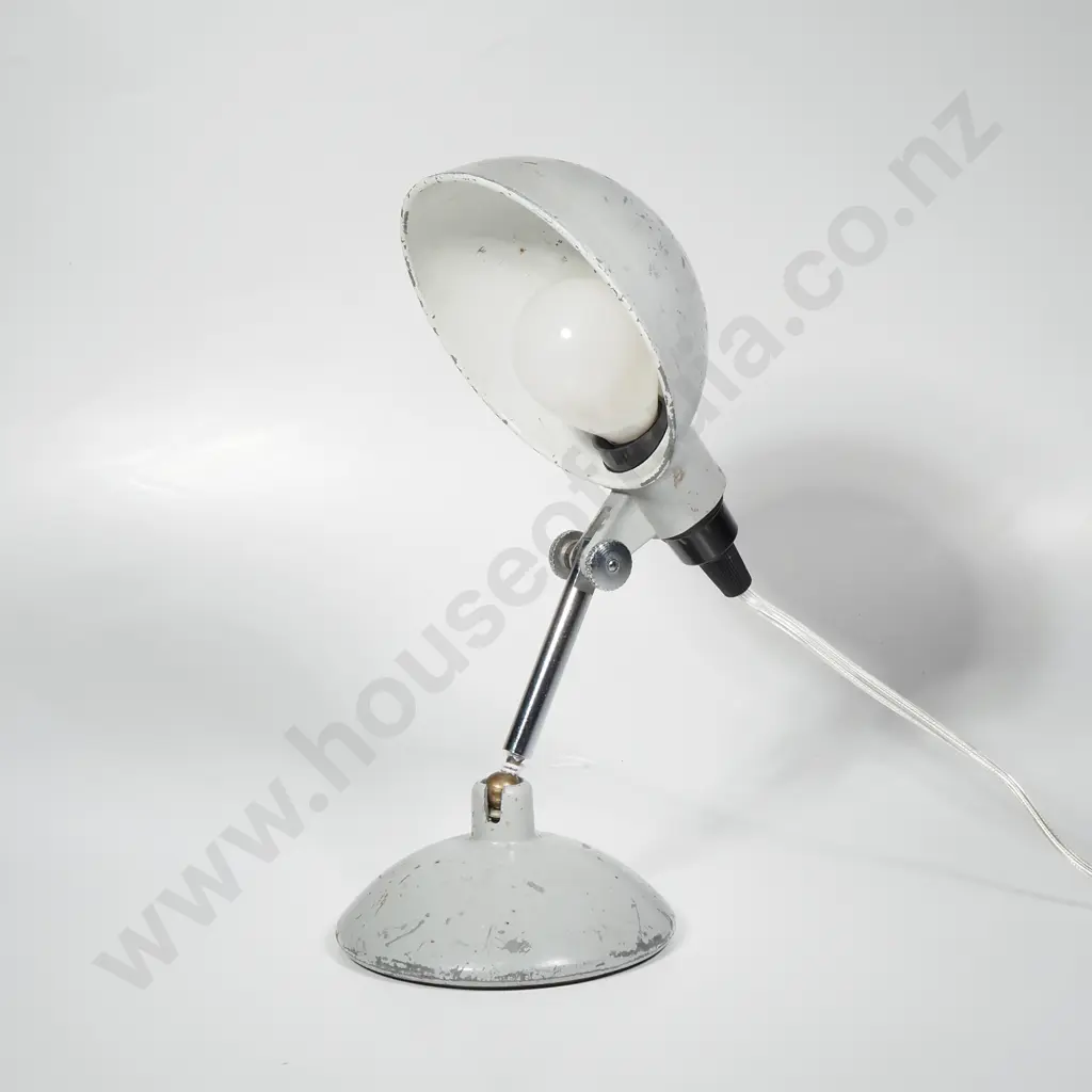 Small 1960s Articulated Industrial Desk Lamp w Adjustable Chrome Neck Joint that Pivots & Tilts, Possibly Hanimex NZ Image 1++
