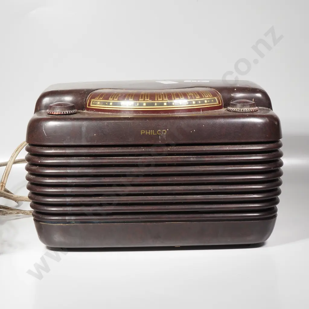 Vintage Bakelite Philco 'Hippo' Valve Radio Image 1++
