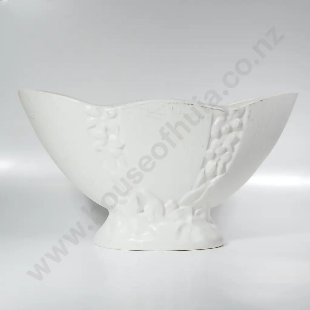 Crown Lynn 553 Vase w White Slip Cast Body, Ribbed Panels & Bands of Floral Decoration Image 1++