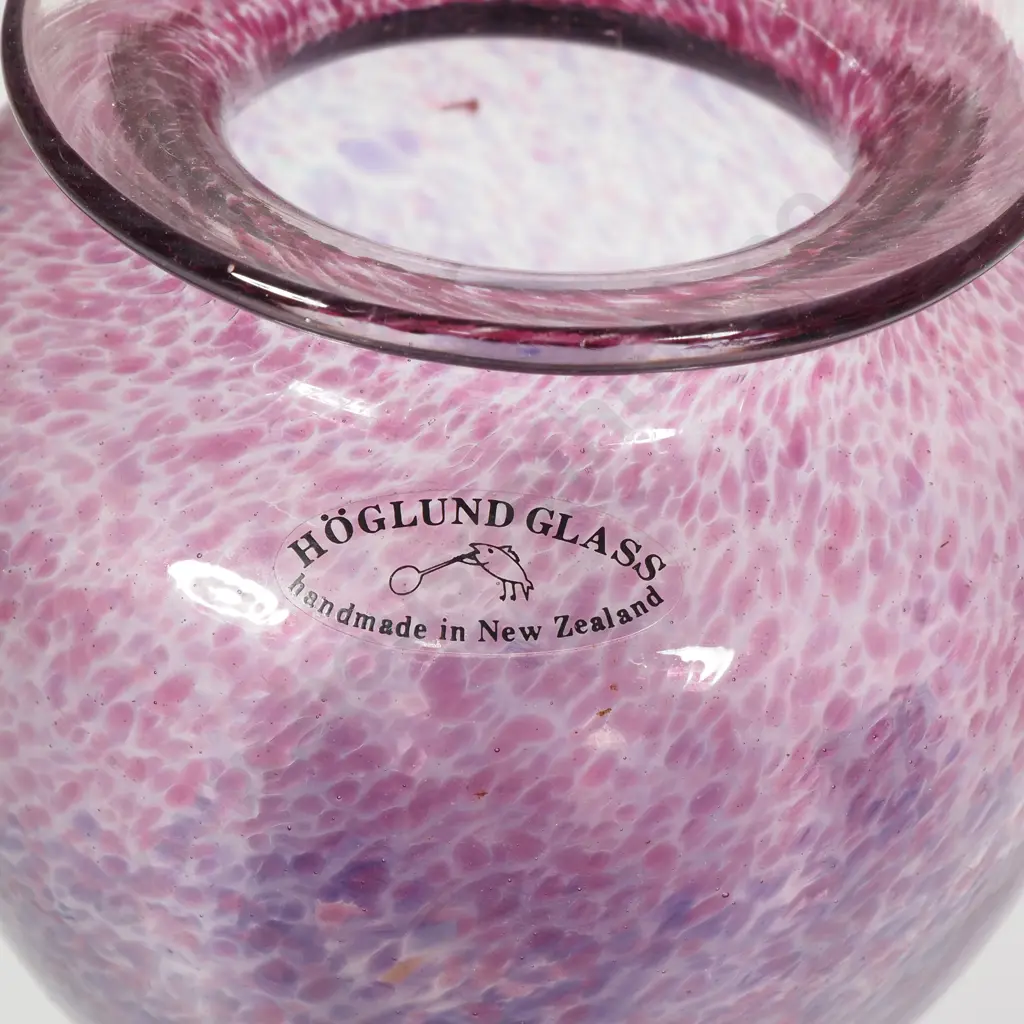 Hoglund Art Glass Vase w Purple Mottled Design Image 1++
