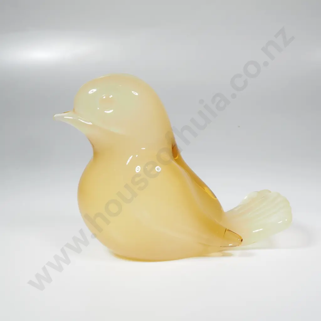 Vintage Murano Glass 'Alabastro' Bird Image 1++