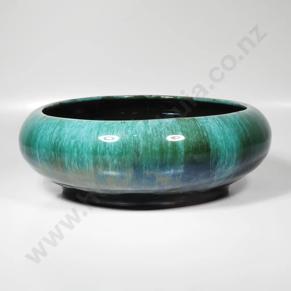 Canadian Blue Mountain Pottery Bowl Image 1++